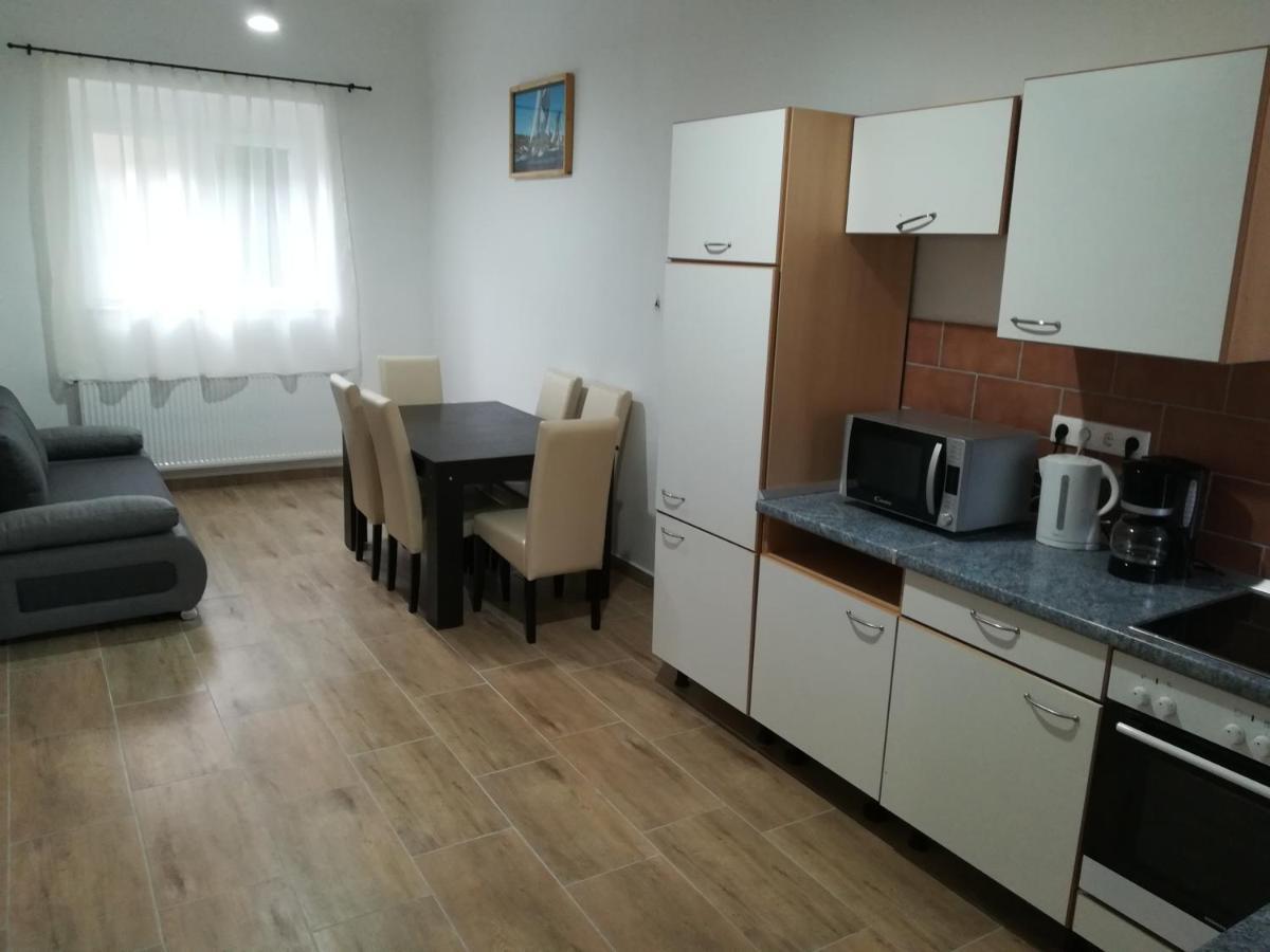 Sümegi Levendula Apartmanok Exterior foto